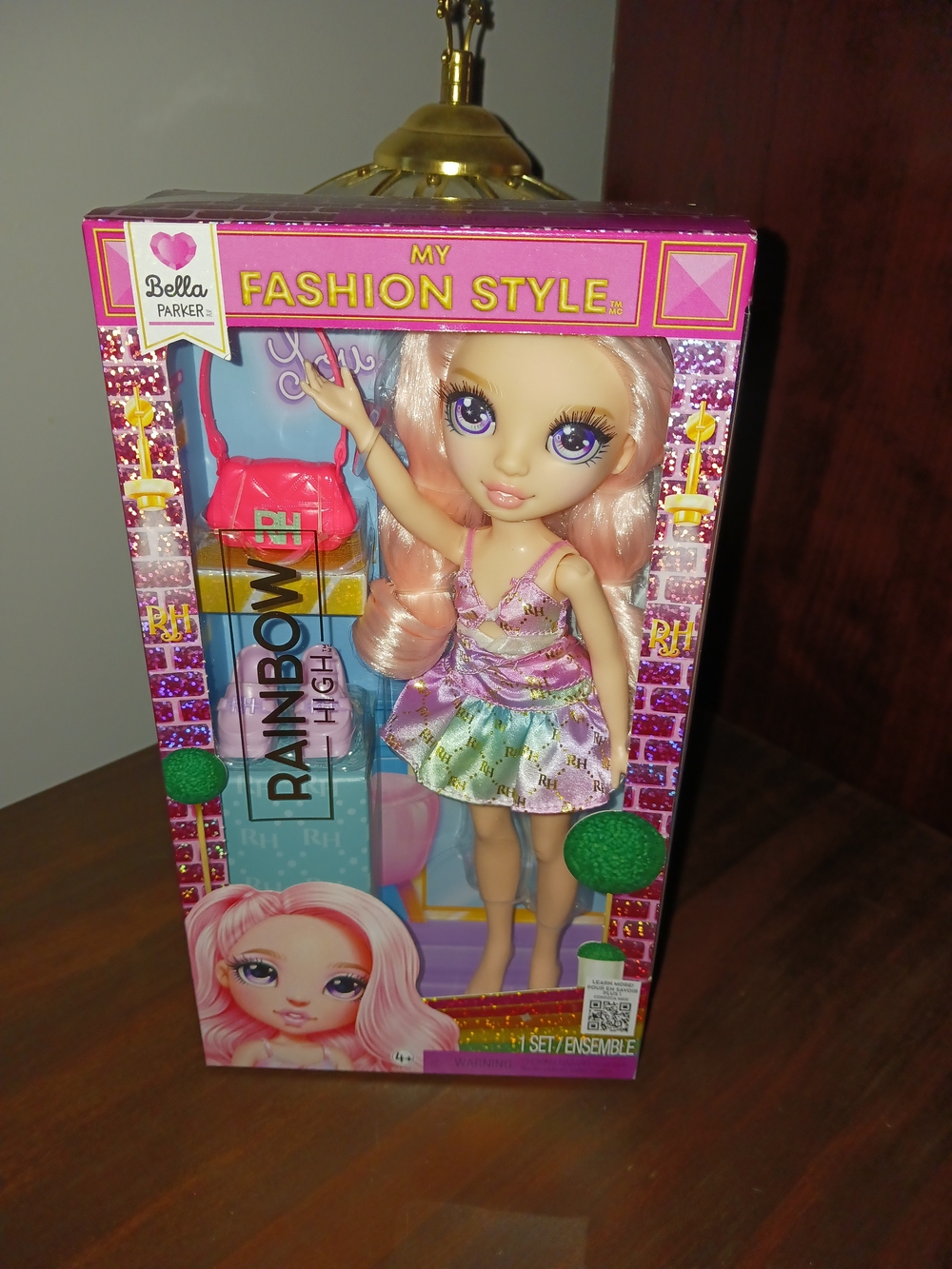 Rainbow High Bella Parker Doll